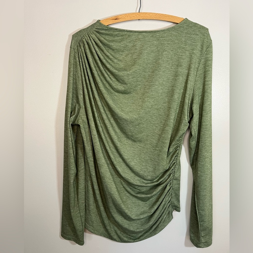 HALARA Green Ruched Long Sleeve Blouse